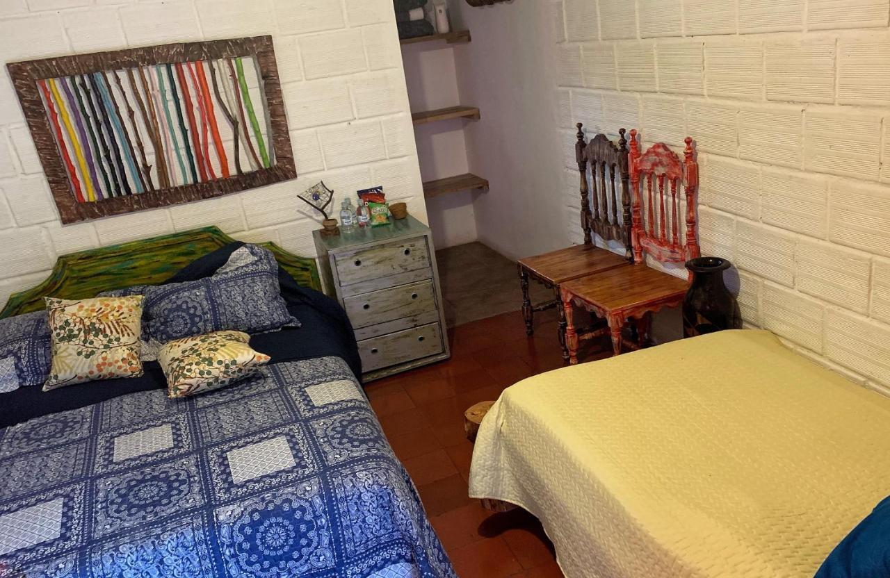 Hostal La Laguna Villamaría Екстериор снимка